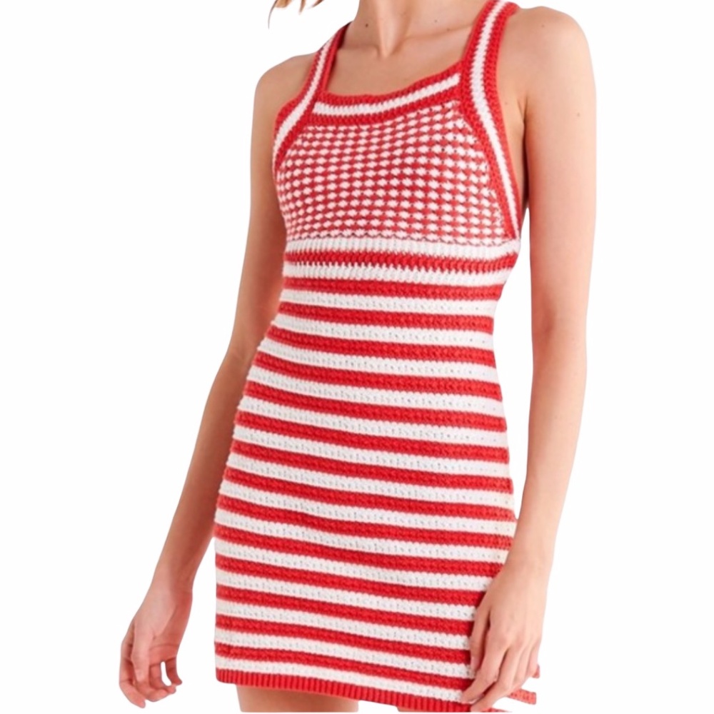 URBAN OUTFITTERS RED AND WHITE CROCHET DRESS SZ M